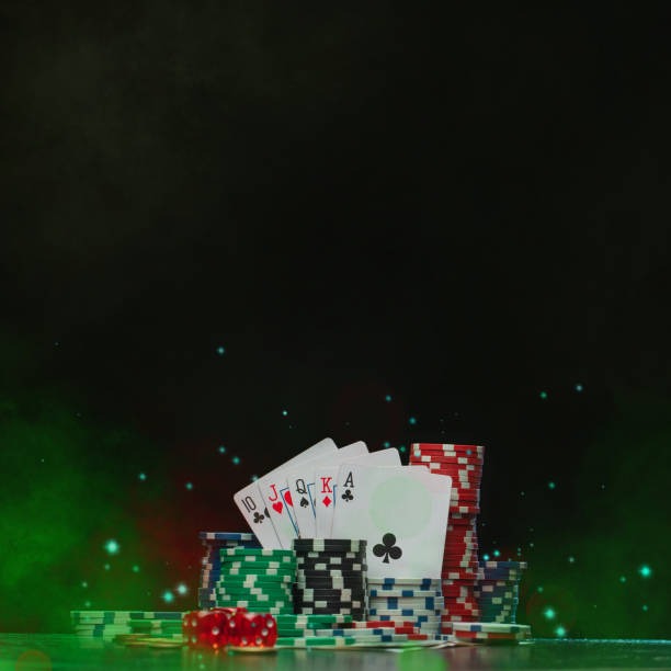 mama slot Featured Games lobby interface with slots and live tables
